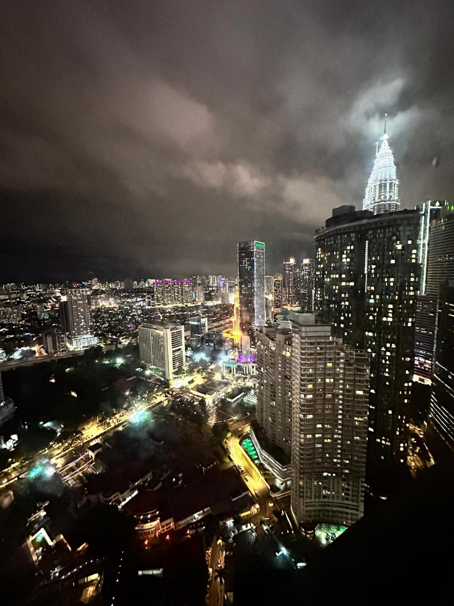 Apartment Vortex Klcc At Center